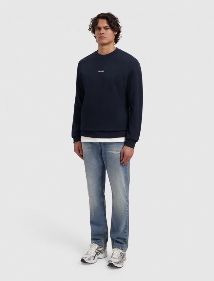 Afbeelding van 26010309 - 57 - Crewneck Sweater  - Trio of Flowers - Pure Path